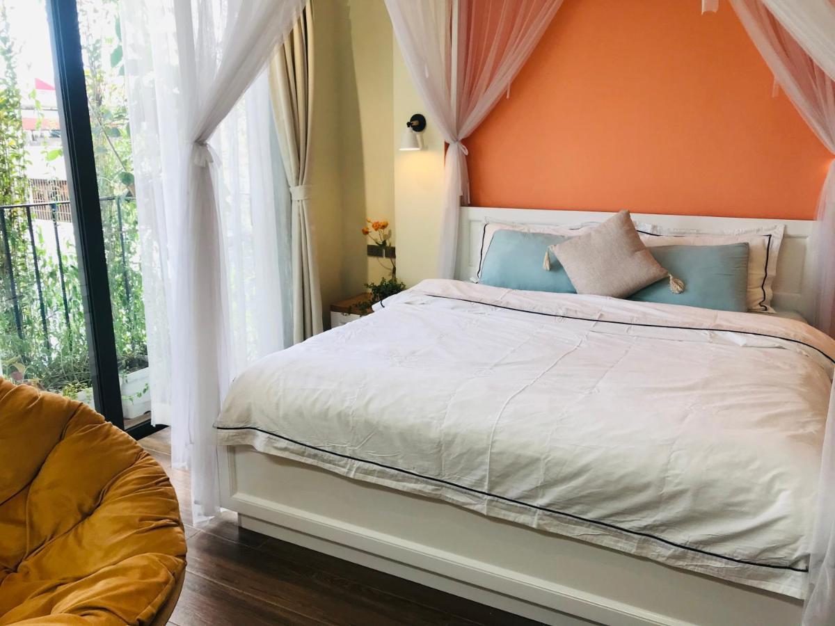 Chez Madame Binh Bed & Breakfast Ханой Екстериор снимка