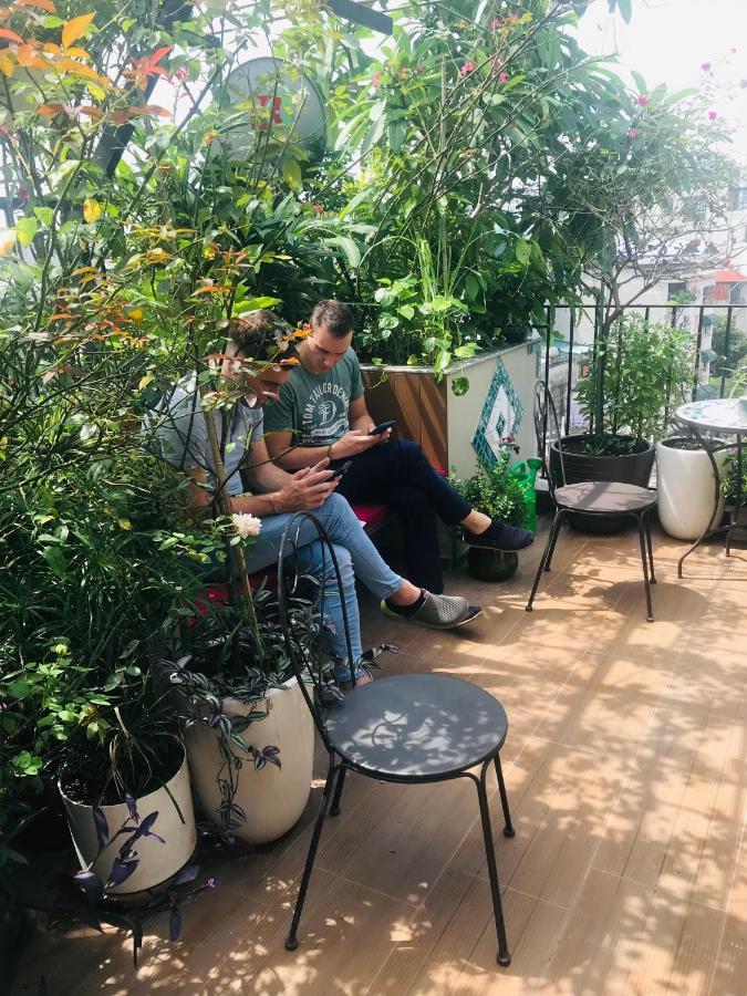 Chez Madame Binh Bed & Breakfast Ханой Екстериор снимка