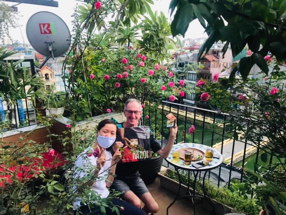 Chez Madame Binh Bed & Breakfast Ханой Екстериор снимка