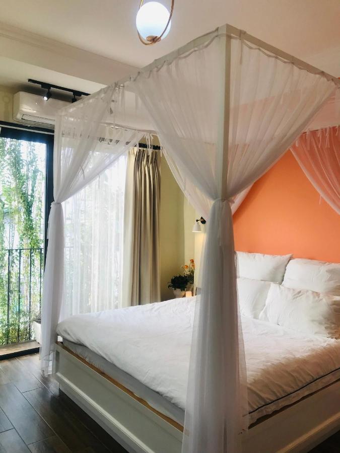 Chez Madame Binh Bed & Breakfast Ханой Екстериор снимка